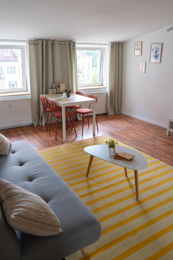 The Good Apartment Powisle 3 Bedrooms Варшава Екстер'єр фото